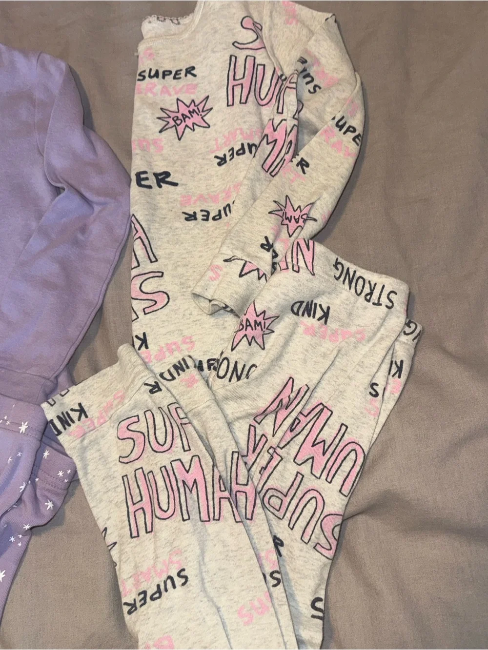Lot of 6 pairs of Carters Pajamas - 5T
